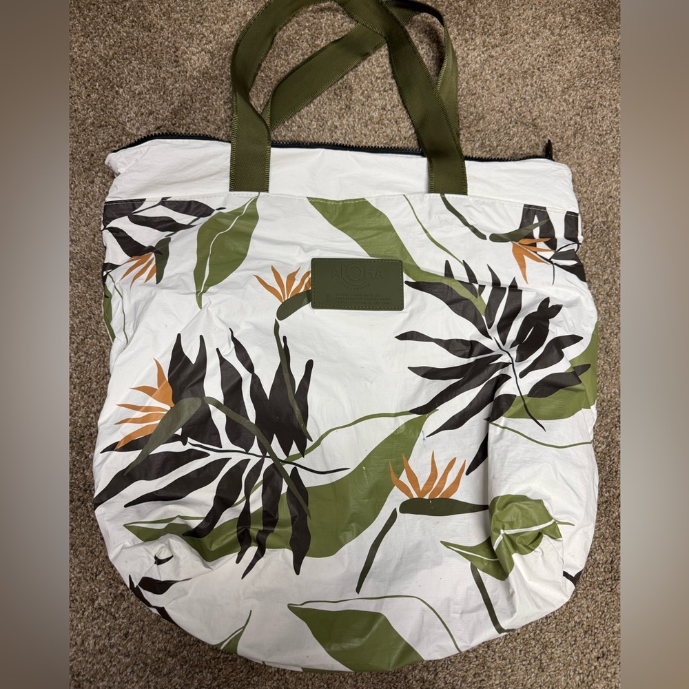 Aloha bag, good condition - image 1
